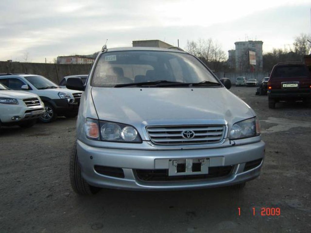 1997 Toyota Ipsum