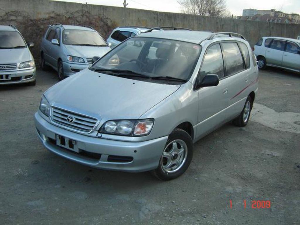 1997 Toyota Ipsum