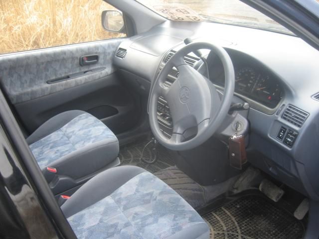 1997 Toyota Ipsum