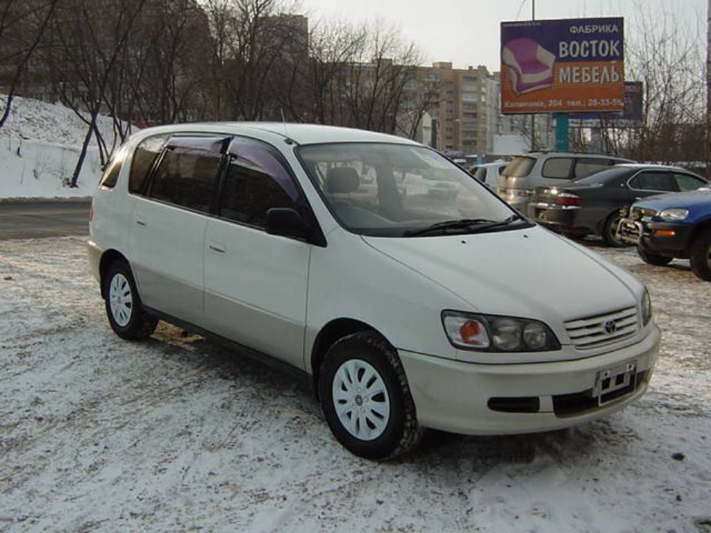 1997 Toyota Ipsum