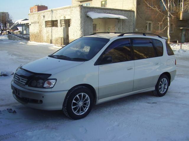 1997 Toyota Ipsum