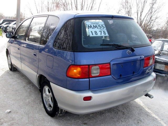 1997 Toyota Ipsum