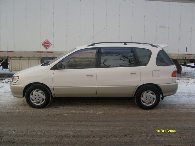 1997 Toyota Ipsum