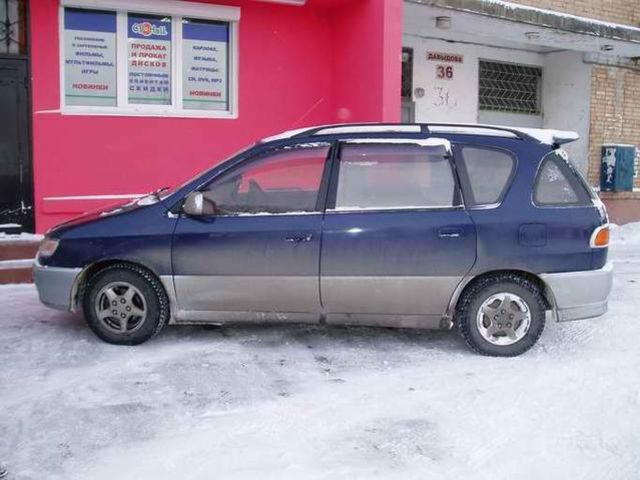 1997 Toyota Ipsum