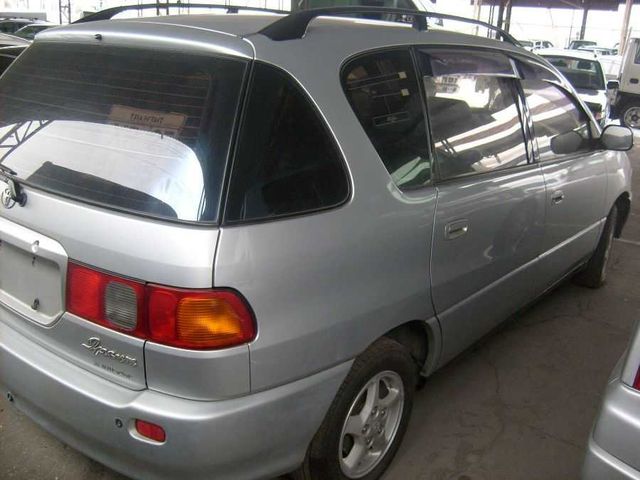 1997 Toyota Ipsum