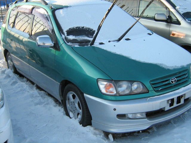 1997 Toyota Ipsum