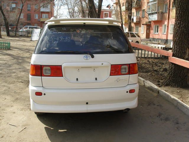 1997 Toyota Ipsum