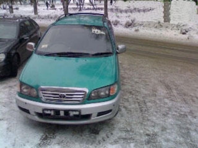1997 Toyota Ipsum