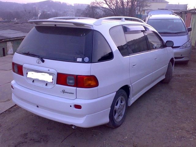 1997 Toyota Ipsum
