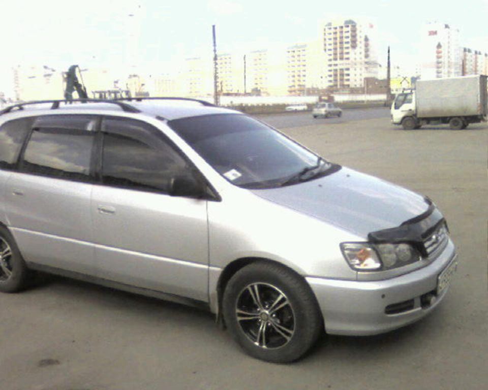 1997 Toyota Ipsum