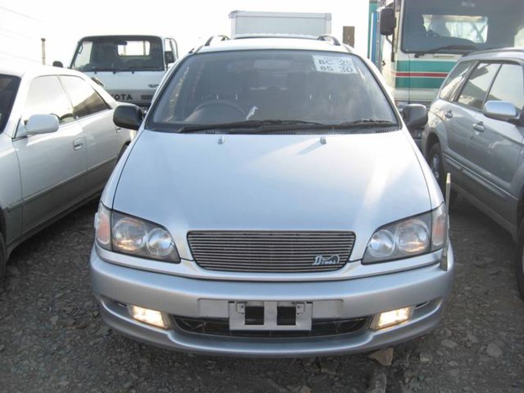 1997 Toyota Ipsum