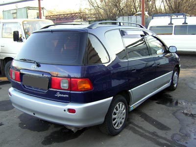 1997 Toyota Ipsum Images