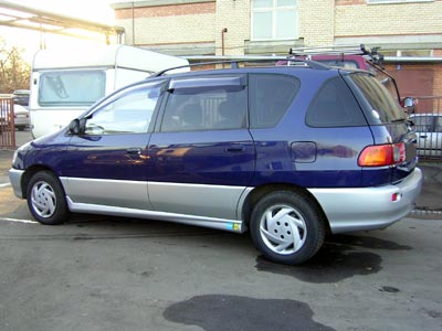 1997 Toyota Ipsum Pictures