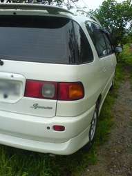 1997 Toyota Ipsum Photos
