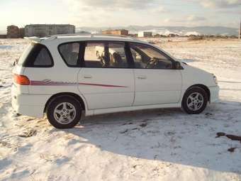 1997 Toyota Ipsum Photos
