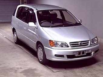 1998 Toyota Ipsum