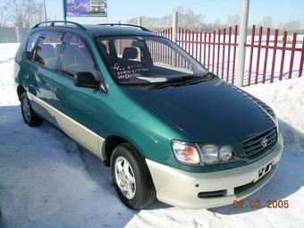 1998 Toyota Ipsum