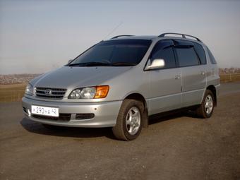 1998 Toyota Ipsum