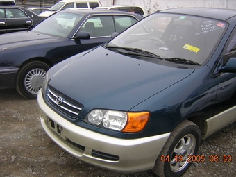 1998 Toyota Ipsum