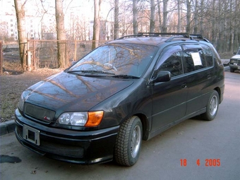 1998 Toyota Ipsum