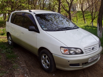 1998 Toyota Ipsum