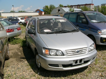 1998 Toyota Ipsum