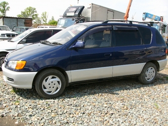 1998 Toyota Ipsum