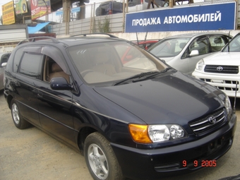 1998 Toyota Ipsum