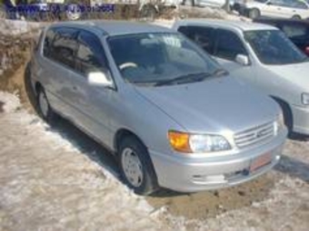 1998 Toyota Ipsum