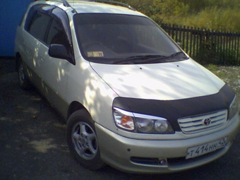 1998 Toyota Ipsum