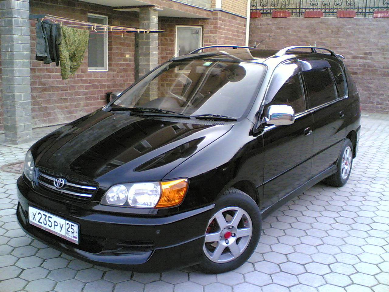 1998 Toyota Ipsum