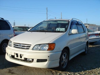 1998 Toyota Ipsum