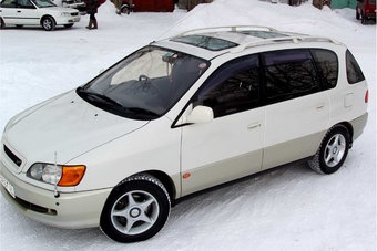 1998 Toyota Ipsum