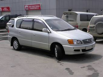 1998 Toyota Ipsum