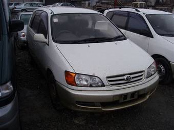 1998 Toyota Ipsum