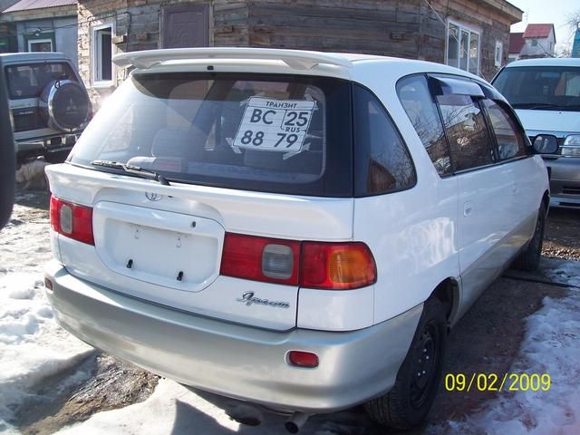 1998 Toyota Ipsum