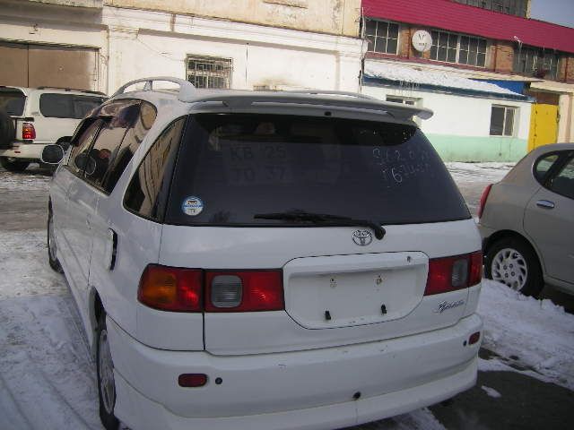 1998 Toyota Ipsum