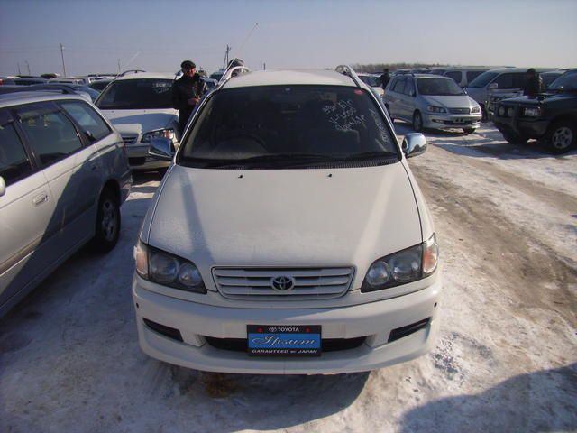 1998 Toyota Ipsum