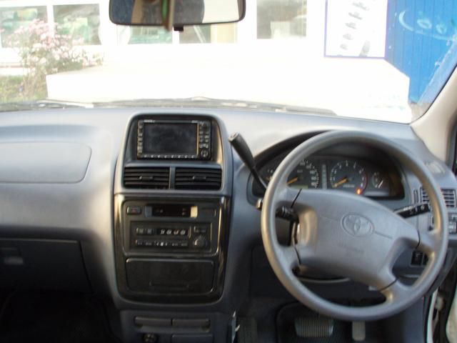 1998 Toyota Ipsum