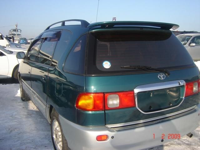 1998 Toyota Ipsum