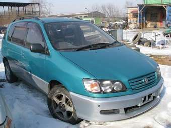 1998 Toyota Ipsum