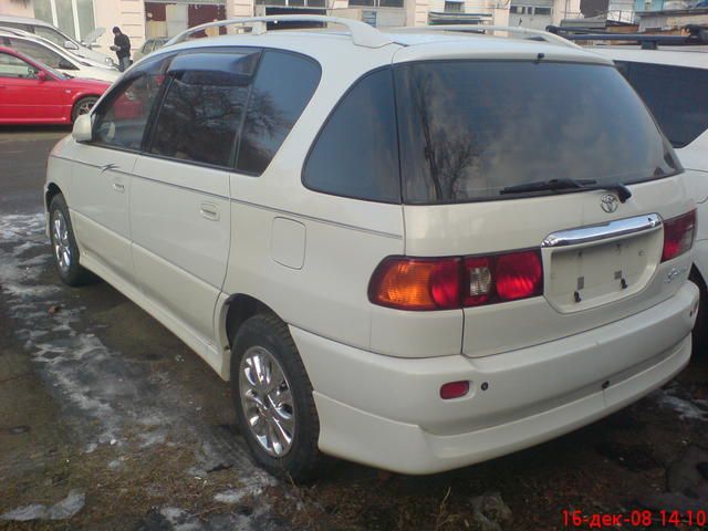 1998 Toyota Ipsum