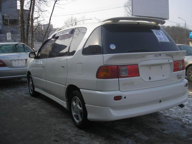 1998 Toyota Ipsum