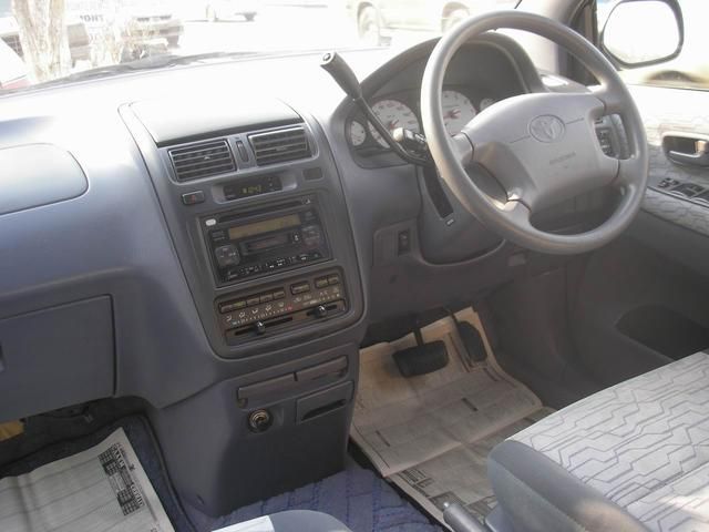 1998 Toyota Ipsum