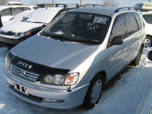 1998 Toyota Ipsum