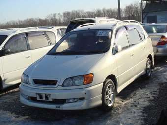 1998 Toyota Ipsum