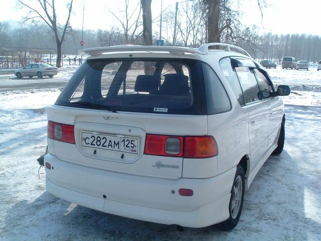 1998 Toyota Ipsum