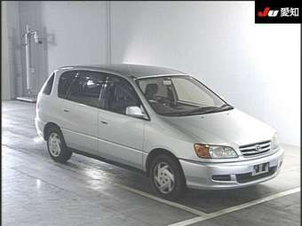 1998 Toyota Ipsum