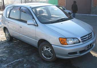 Toyota Ipsum