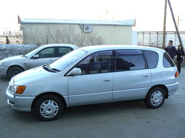 1998 Toyota Ipsum